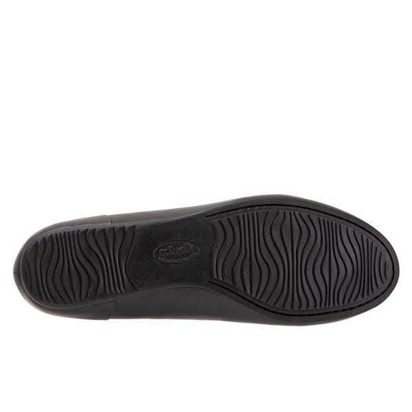 SoftWalk Shiraz Women's Ballet Flat Leather Comfort Shoe