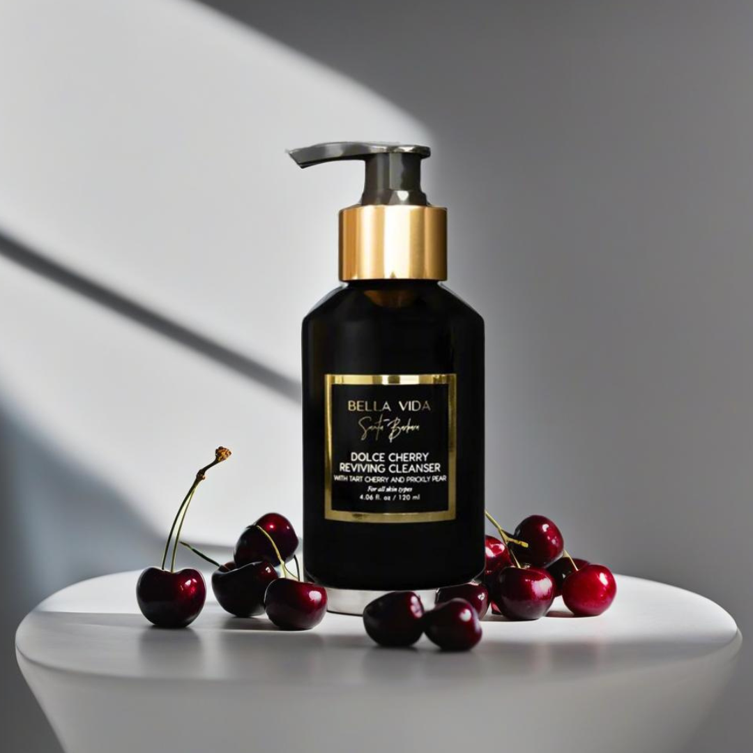 Dolce Cherry Reviving Cleanser with Tremella Mushroom